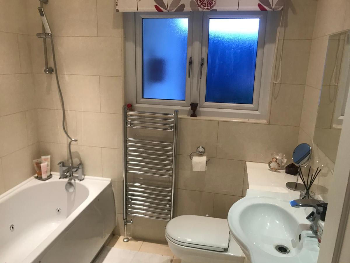 Bright Balham Apartment 伦敦 外观 照片